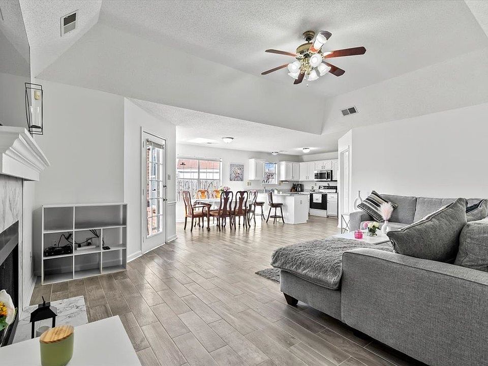 1st image of 7948 Sandywood Ln