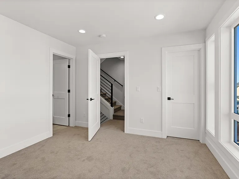 9719 Greenwood Ave N #A — Photo 11