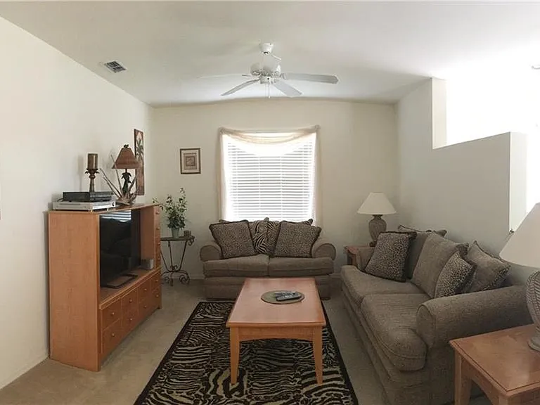 500 Robin Hood Cir #202 — Photo 10