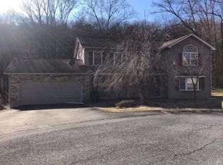 3215 Goldenrod Rd #1208, Stroudsburg, PA 18360