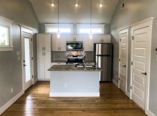 210A Tabor St, Houston, TX 77009