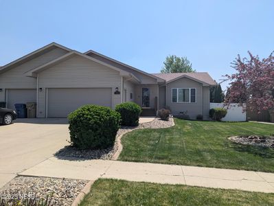2424 10th Ave NE, Watertown, SD, 57201