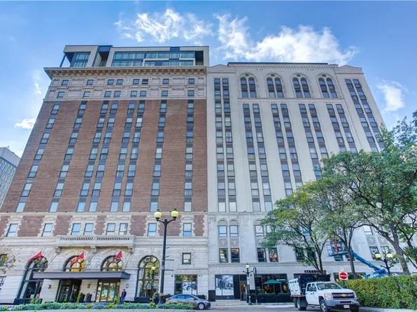112 King St E #Penthouse 6, Hamilton, ON L8N 1V2