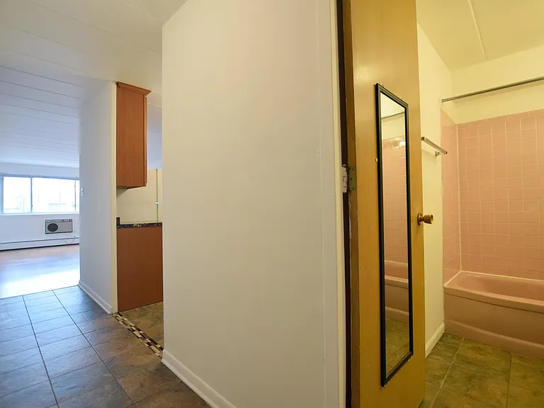 5900 N Sheridan Road — Photo 11