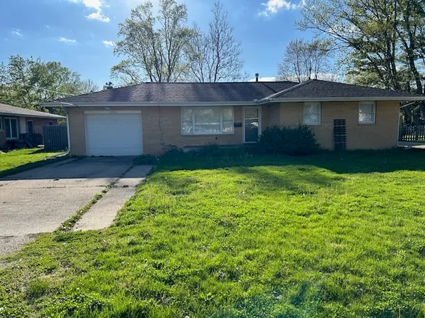 1903 N Willow Rd, Urbana, IL 61801