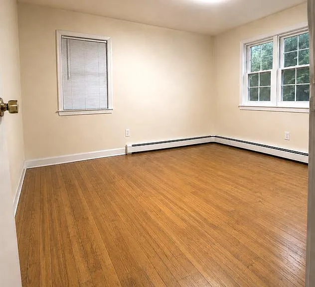 304 Loren Ct — Photo 18