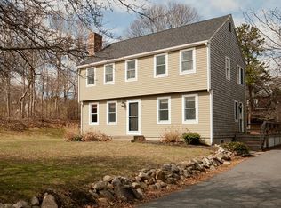 8 Scott Dr, Plymouth, MA 02360