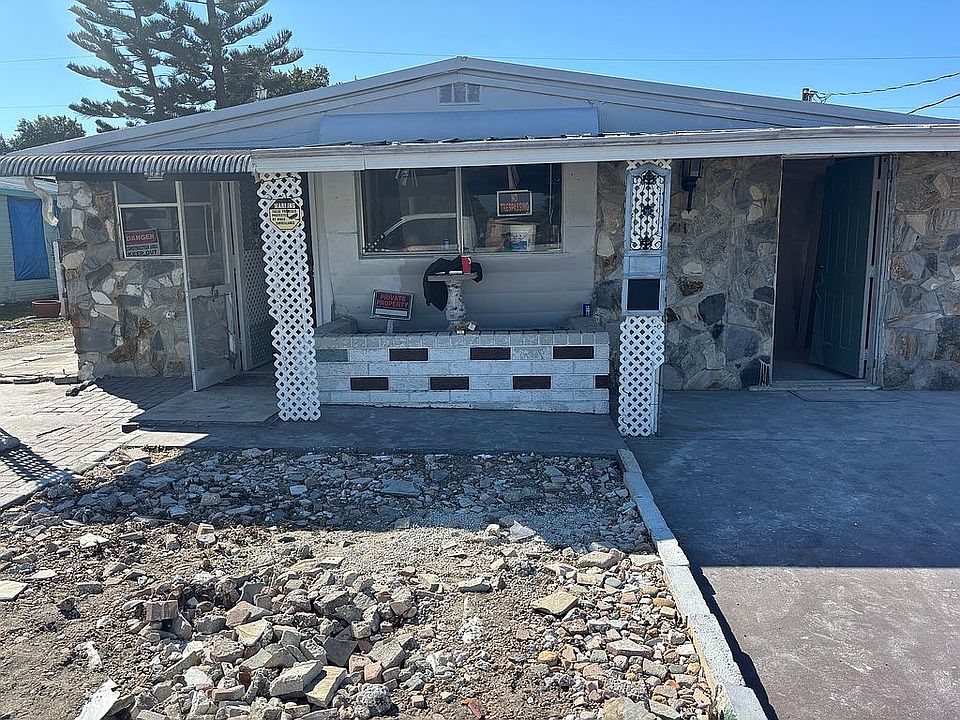 1st image of 1907 Hess Dr