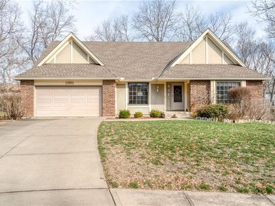 11911 Harrison Dr, Kansas City, MO, 64146