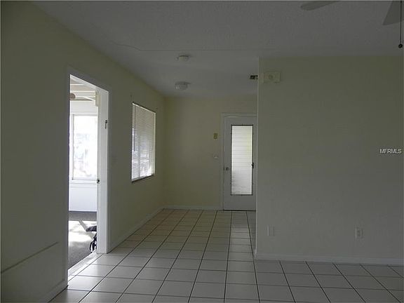 5th image of 905 Cypress Ave