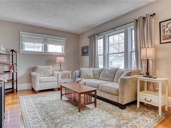 3rd image of 25 Dixwell Ave