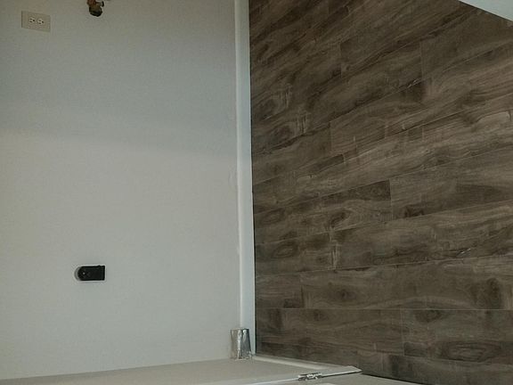 3rd image of 3325 Cindy Ln