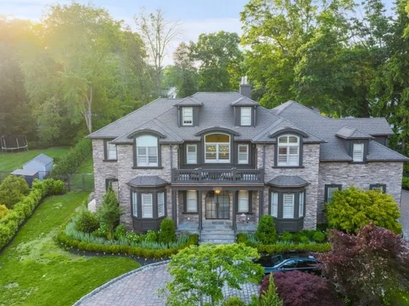 129 Braidburn Rd, Florham Park Boro, NJ 07932