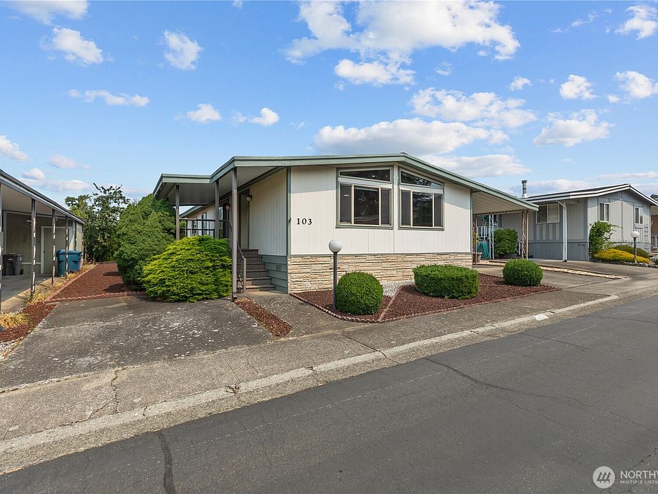 1st image of 11436 SE 208th Street #103