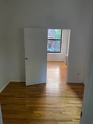 Rented by Mauro Bros Real Estate Services LLC | media 17