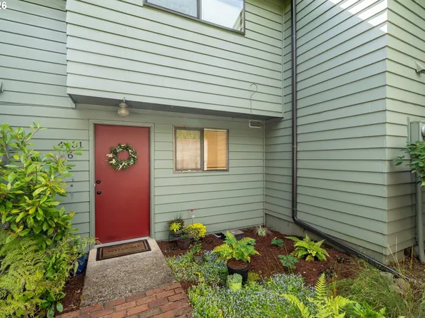 4431 Fox Hollow Rd APT 6, Eugene, OR 97405