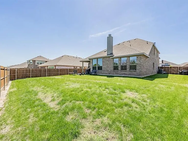 1132 Deer Ridge Dr — Photo 17