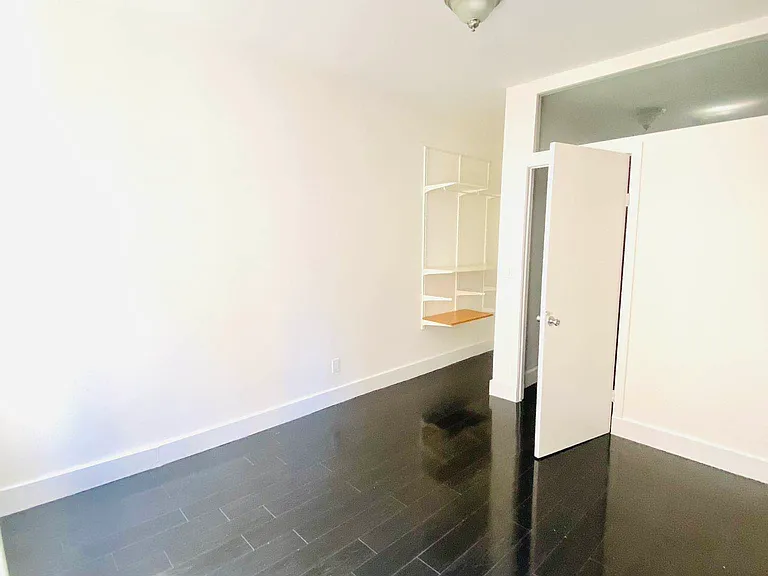 640 10th Ave #2N — Photo 5