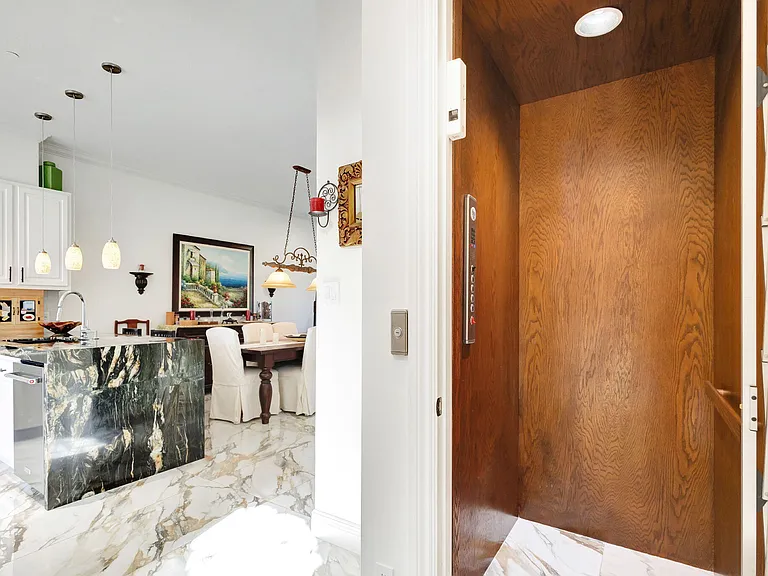 301 Del Sol Cir — Photo 9