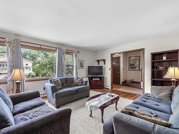 5th image of 5 Van Cortlandt Pl
