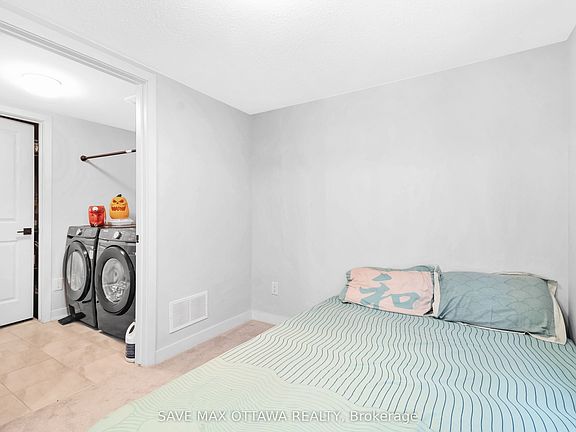 5th image of 3009 Rhyolite Way