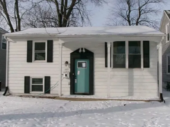 289 S Douglas Ave, Bradley, IL 60915