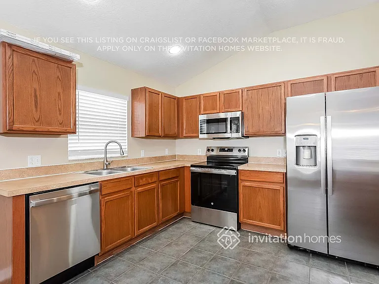 1817 Raven Glen Dr — Photo 8