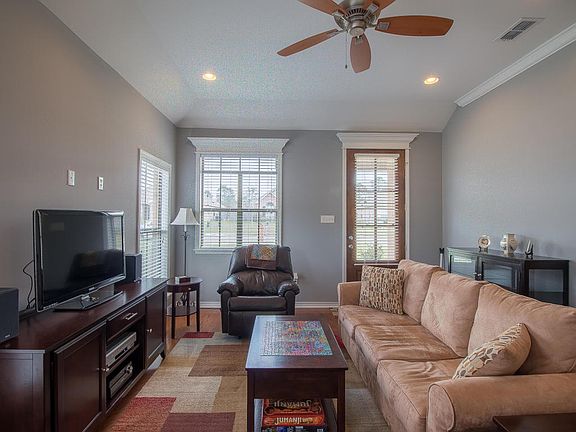 5th image of 13025 Oakberry Ln