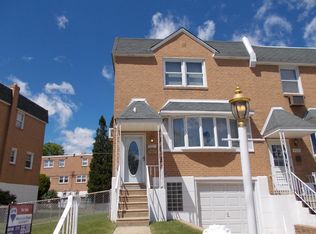 9927 S Canterbury Rd, Philadelphia, PA 19114