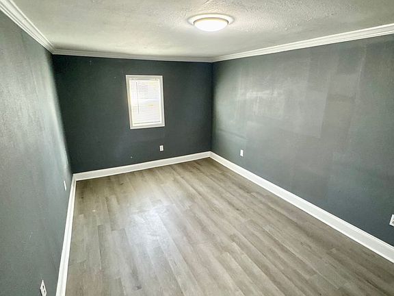 4th image of 1501 1/2 Clover St