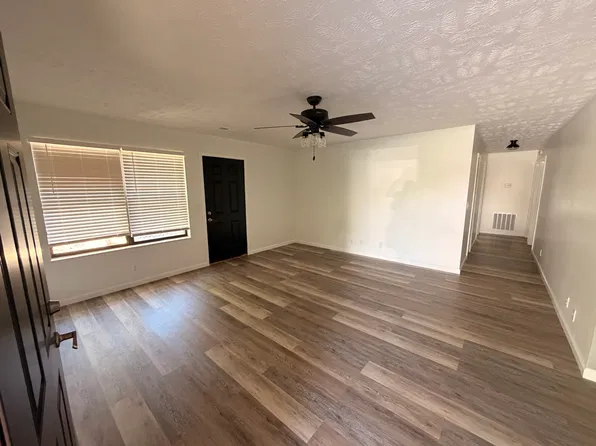 2203 Cherry Dr #2, Pigeon Forge, TN 37863