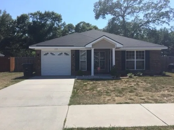 233 Augusta Way, Hinesville, GA 31313