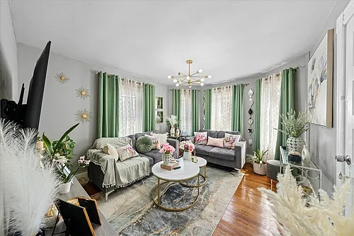 53 Sterling Ave #1 Photo 1