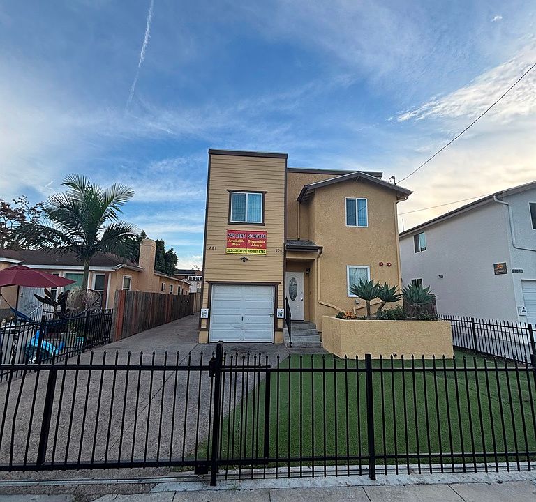 1st image of 206 W 105th St