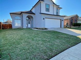 1422 Springview Dr, Garland, TX 75040