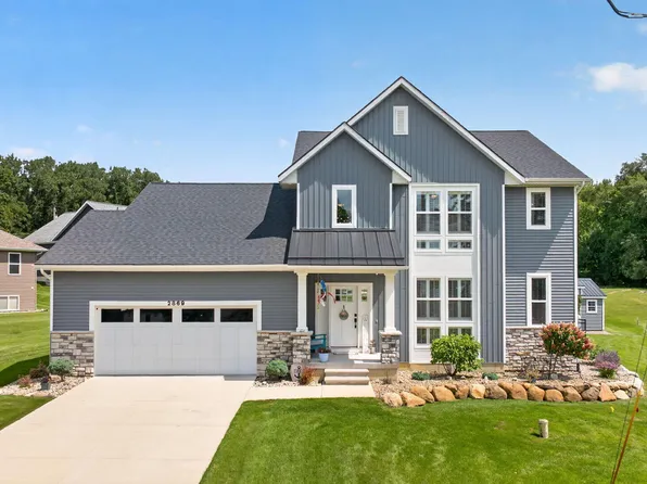 2869 Bartlett Rd, Pleasant Lake, MI 49272