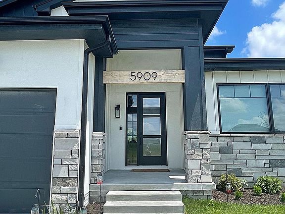 2nd image of 5909 N 208th St