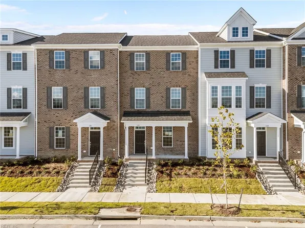 154 Freeman Dr, Hampton, VA 23666