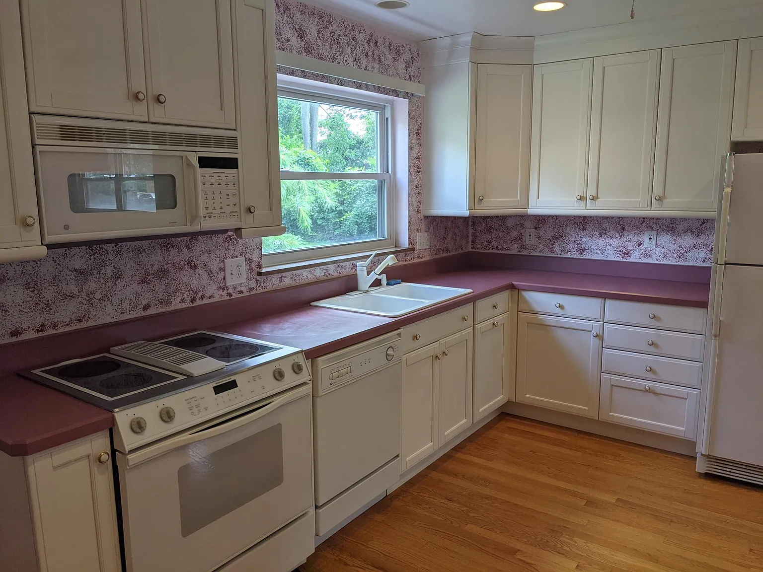 2 bed, 925 sqft, $1,250 — Photo 3