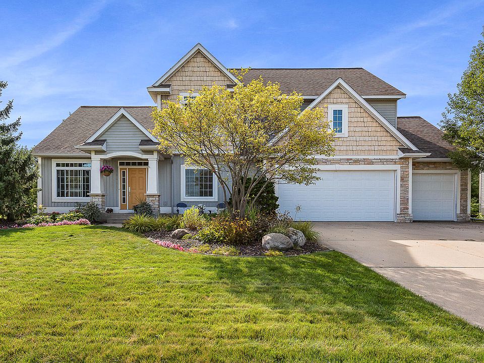 1st image of 8209 Park West Dr