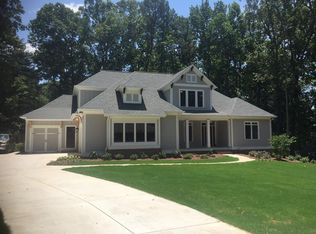 410 Dogwood Cir, Norcross, GA 30071