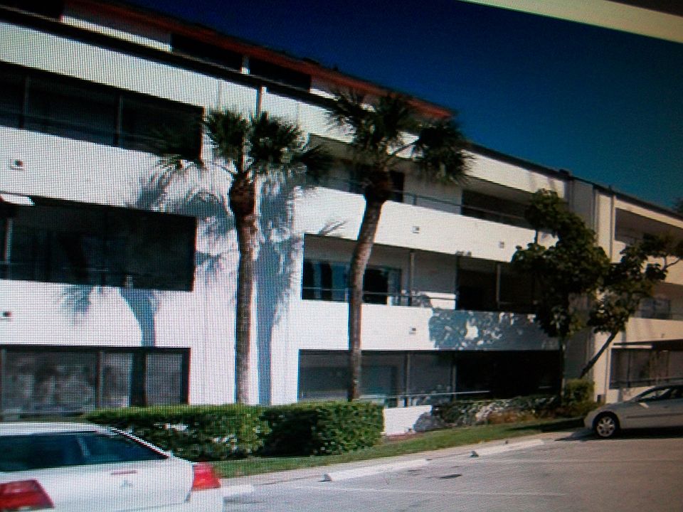 2nd image of 2585 Countryside Blvd #4103