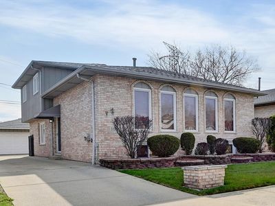 11751 S Avenue J, Chicago, IL, 60617