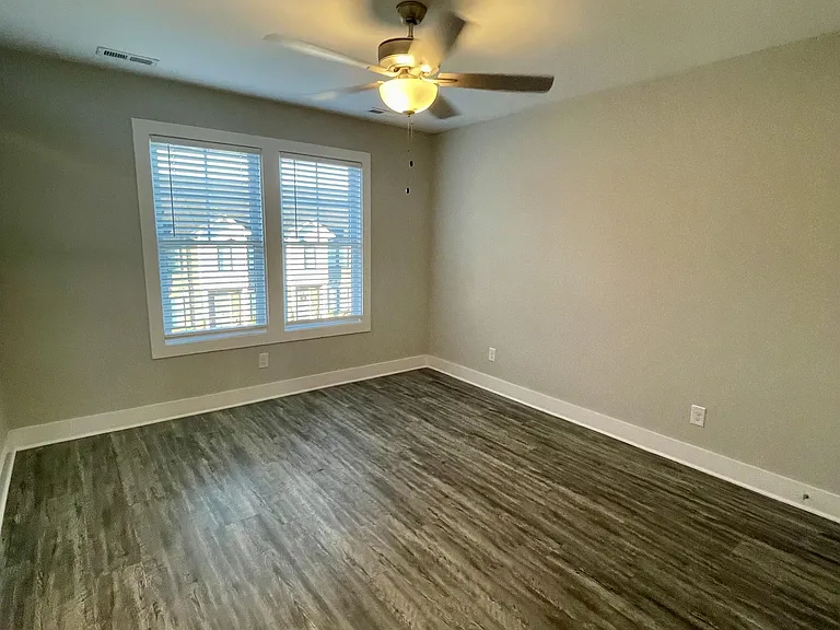 63 English Commons Dr #1 — Photo 23