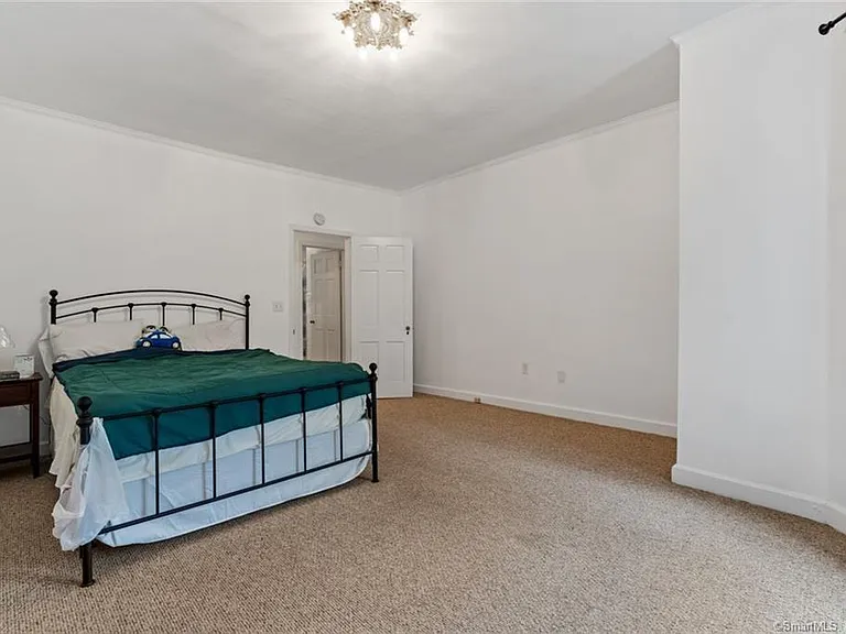 239 Bradley St #2 — Photo 8