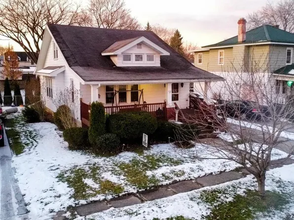 1314 Pine St, Port Huron, MI 48060