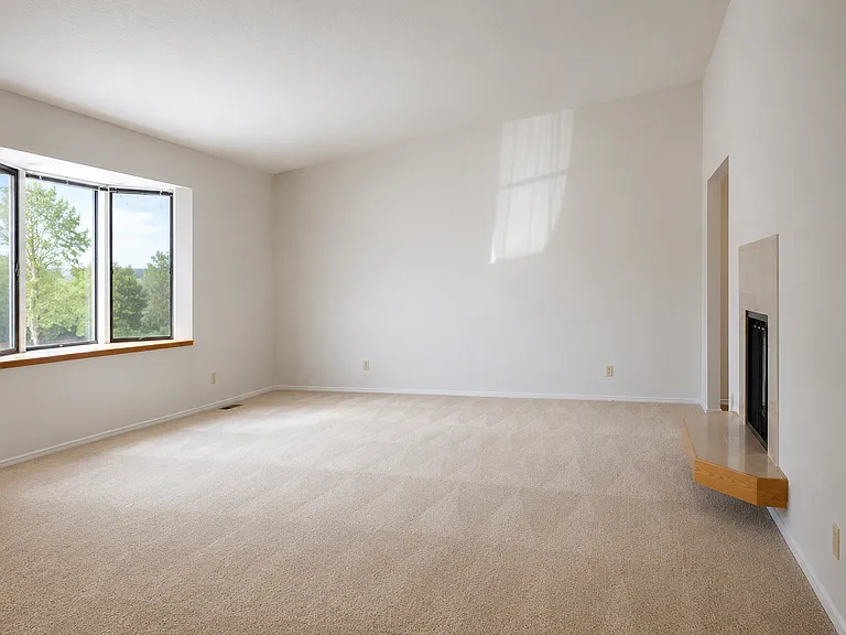 5510 Yerba Buena Rd — Photo 3