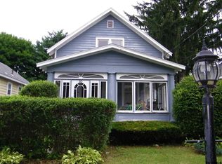 60 Holmes Ct, Albany, NY 12209