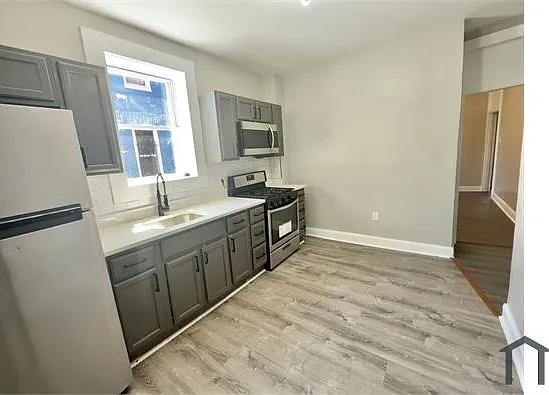 3124 Presbury St — Photo 3