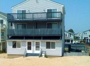 19 Commonwealth Ave, Salisbury, MA 01952